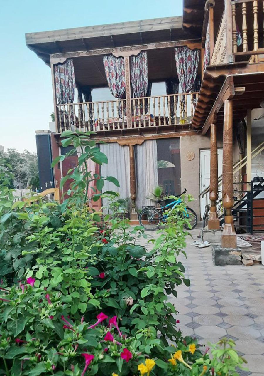 Guest House Dilorom B&B ヒヴァ エクステリア 写真