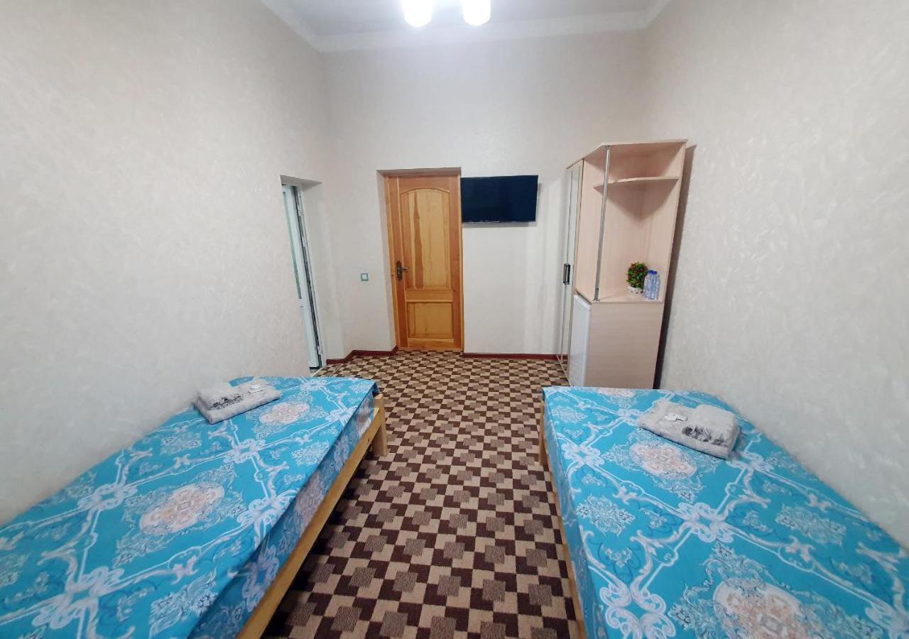 Guest House Dilorom B&B ヒヴァ エクステリア 写真