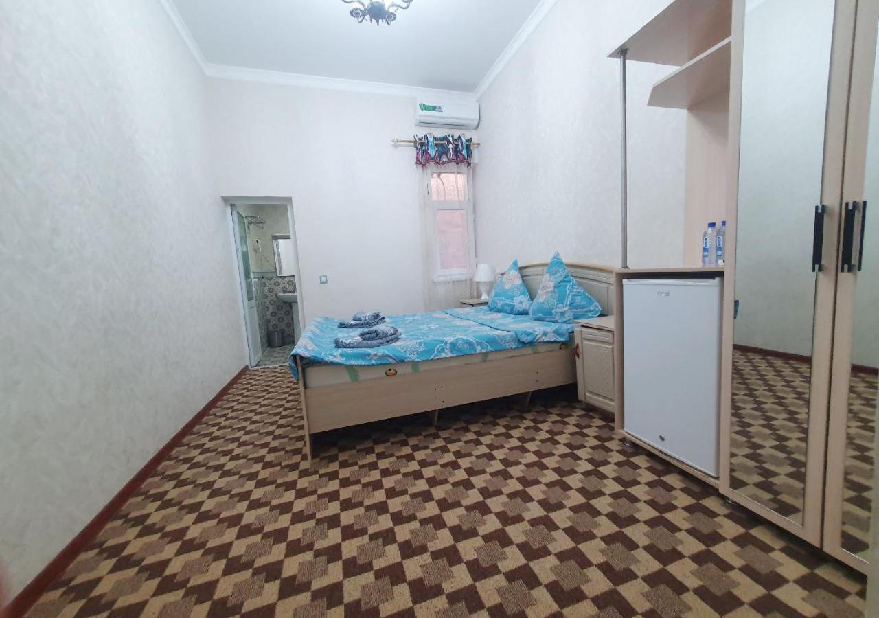 Guest House Dilorom B&B ヒヴァ エクステリア 写真